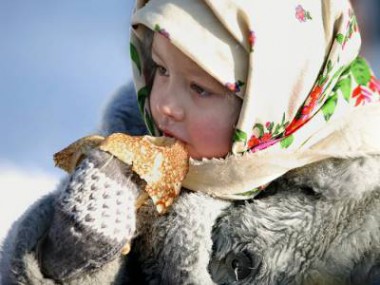 14 марта – коли на Евдокию мороз приключится, то и март на нос садится.