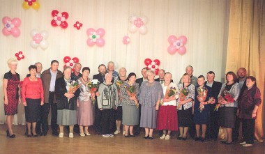 Главным украшением праздника были семейные пары из 11 сел и деревень Усольского района.  фото автора. «усольская газета»