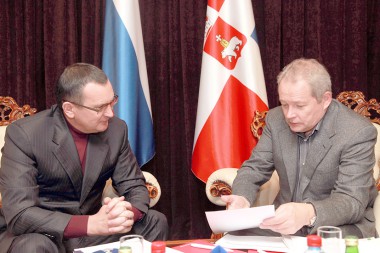 Николай Федоров уверен, что программа развития сельского хозяйства края будет способствовать повышению качества жизни на селе. фото предоставлено пресс-службой губернатора. «усольская газета»