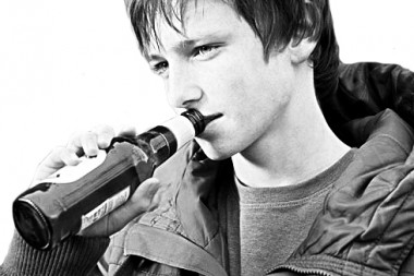 Пиво – это самая надежная дорога к пьянству. Фото из интернета. «усольская газета»