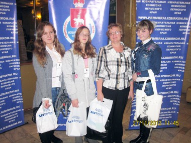 Татьяна Устюгова, Александра Таранова, Любовь Быкова, Татьяна Шкатулина – участники фестиваля. Фото предоставлено тик усольского района. «усольская газета»