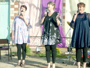 Веселится и ликует весь народ! Фото автора. «Усольская газета»