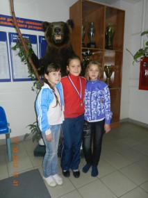 Призеры Ангелина Вилесова, Елена Якимова и Юлия Блинова.